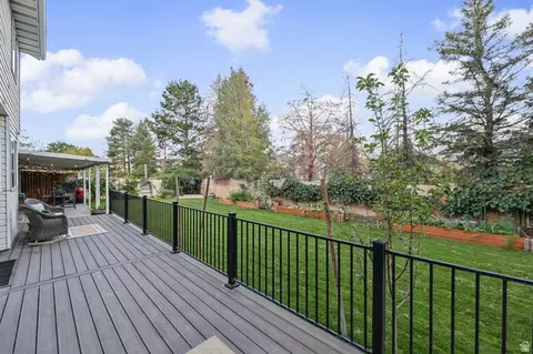 Exterior - 959 E Stonehedge Rd, Alpine, UT 84004 photo 5 of 16