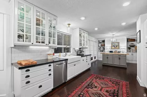 Kitchen - 959 E Stonehedge Rd, Alpine, UT 84004 photo 3 of 4