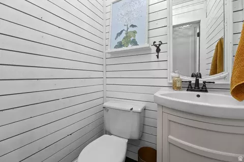 Bath - 959 E Stonehedge Rd, Alpine, UT 84004 photo 1 of 5