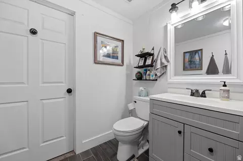Bath - 959 E Stonehedge Rd, Alpine, UT 84004 photo 4 of 5