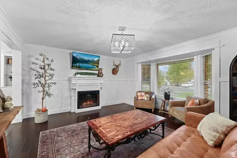 Living - 959 E Stonehedge Rd, Alpine, UT 84004 photo 2 of 4