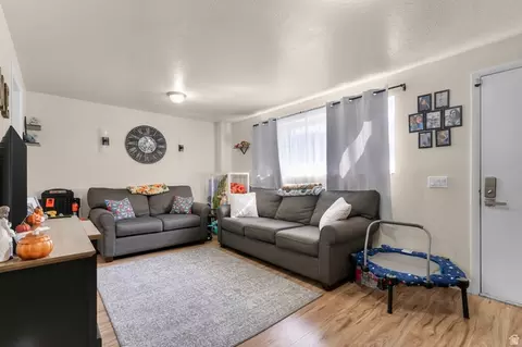 Living - 870 S 1625 E #C, Clearfield, UT 84015 photo 4 of 5