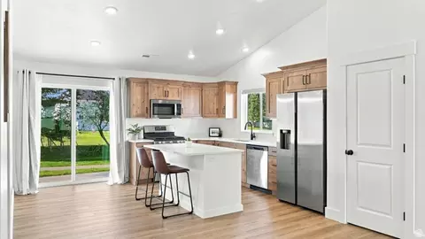 Kitchen - 724 W 500 N, Smithfield, UT 84335 photo 1 of 6