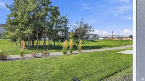 Exterior - 724 W 500 N, Smithfield, UT 84335 photo 12 of 15