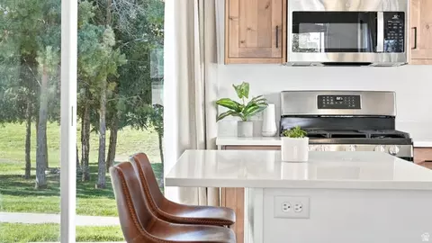 Kitchen - 724 W 500 N, Smithfield, UT 84335 photo 5 of 6
