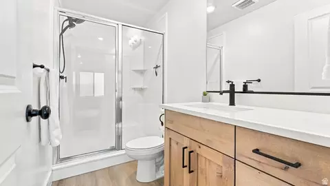 Bath - 724 W 500 N, Smithfield, UT 84335 photo 1 of 2