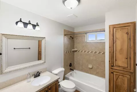 Bath - 632 S 800 E, Preston, ID 83263 photo 3 of 4