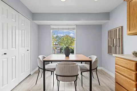 668 E Williamsburg Cir, Sandy, UT 84070 photo 12