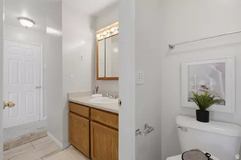 668 E Williamsburg Cir, Sandy, UT 84070 photo 21
