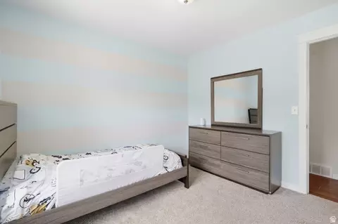 Bedroom - 618 E 315 S, Layton, UT 84041 photo 4 of 6