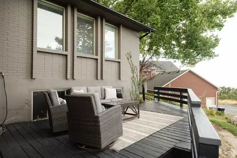 Exterior - 436 E Canyon Estates Dr, Bountiful, UT 84010 photo 3 of 15
