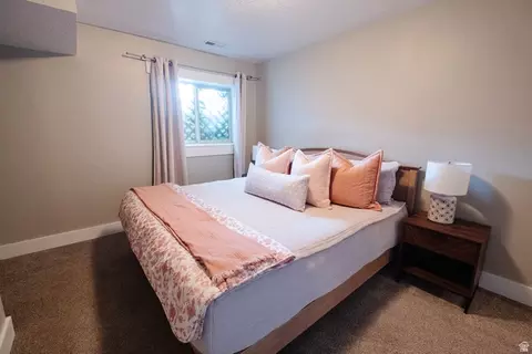 Bedroom - 436 E Canyon Estates Dr, Bountiful, UT 84010 photo 10 of 11