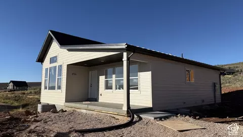 356 W Hawk Cir, Garden City, UT 84028