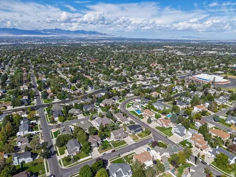 View/Area - 10146 S 2415 E, Sandy, UT 84092 photo 8 of 11