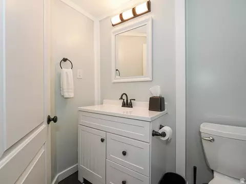 Bath - 10146 S 2415 E, Sandy, UT 84092 photo 5 of 6