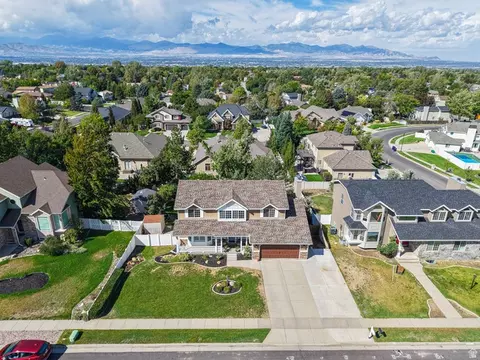 View/Area - 10146 S 2415 E, Sandy, UT 84092 photo 1 of 11