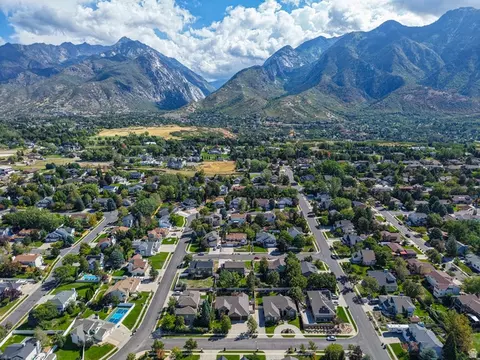 View/Area - 10146 S 2415 E, Sandy, UT 84092 photo 10 of 11