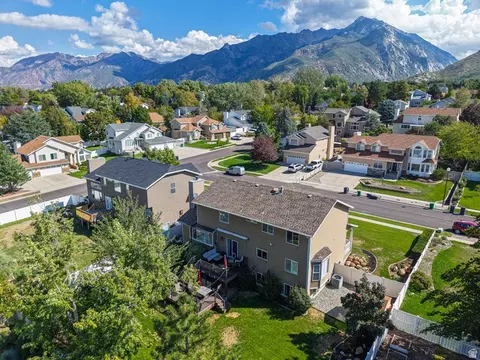 View/Area - 10146 S 2415 E, Sandy, UT 84092 photo 6 of 11