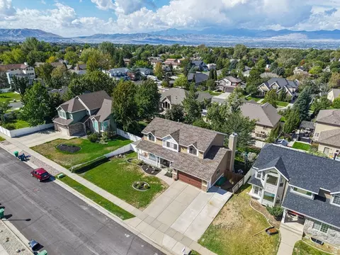 View/Area - 10146 S 2415 E, Sandy, UT 84092 photo 3 of 11