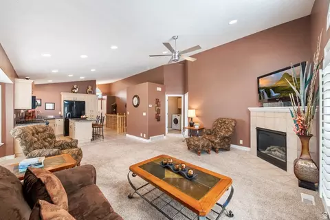 Living - 446 E Green Haven Dr S, Midvale, UT 84047 photo 4 of 5