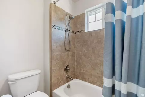 Bath - 1123 S Wildflower Ln, Mapleton, UT 84664 photo 6 of 7