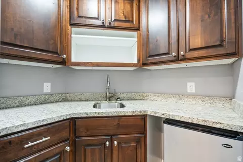 Kitchen - 1123 S Wildflower Ln, Mapleton, UT 84664 photo 7 of 7