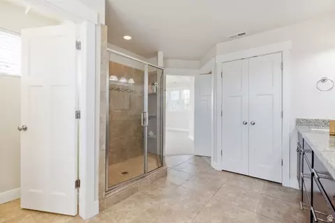 Entry Way - 1123 S Wildflower Ln, Mapleton, UT 84664 photo 3 of 4