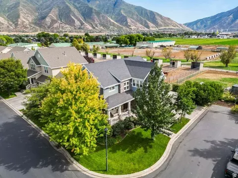 View/Area - 1123 S Wildflower Ln, Mapleton, UT 84664 photo 2 of 5