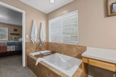 Bath - 415 S Worthington St, Grantsville, UT 84029 photo 2 of 3