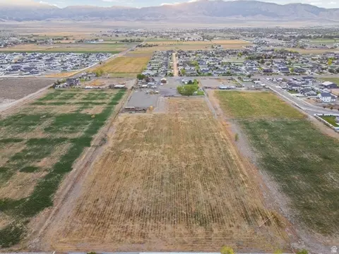 View/Area - 415 S Worthington St, Grantsville, UT 84029 photo 7 of 8