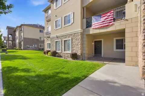 Exterior - 3689 E Rock Creek Rd #N1, Eagle Mountain, UT 84005 photo 1 of 5