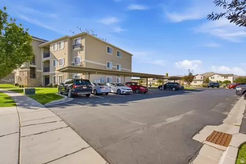 Exterior - 3689 E Rock Creek Rd #N1, Eagle Mountain, UT 84005 photo 4 of 5