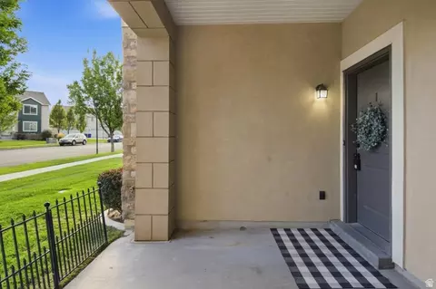 Exterior - 3689 E Rock Creek Rd #N1, Eagle Mountain, UT 84005 photo 2 of 5