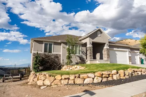 Exterior - 1069 E 150 St S, Santaquin, UT 84655 photo 3 of 11