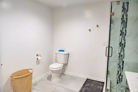 Bath - 1069 E 150 St S, Santaquin, UT 84655 photo 5 of 8