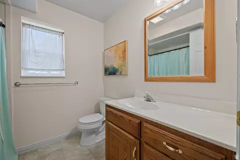 Bath - 555 E 1600 S, Mapleton, UT 84664 photo 5 of 5