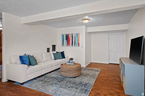 Living - 555 E 1600 S, Mapleton, UT 84664 photo 4 of 4