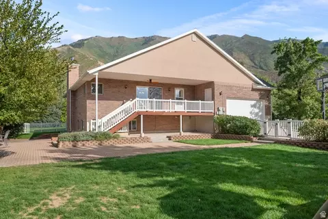 Exterior - 555 E 1600 S, Mapleton, UT 84664 photo 4 of 10