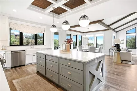 Kitchen - 2522 E Thurston Ln, Layton, UT 84040 photo 3 of 6