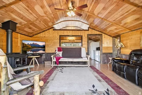 Living - 1663 Lancer Ln, Kamas, UT 84036 photo 3 of 6