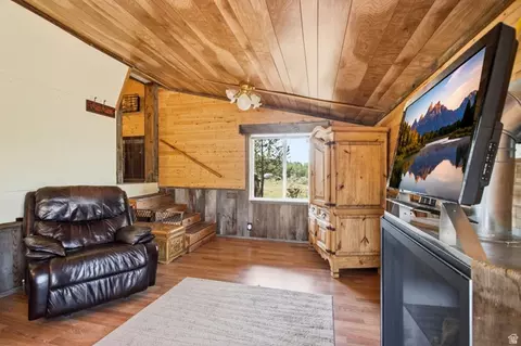 Living - 1663 Lancer Ln, Kamas, UT 84036 photo 6 of 6