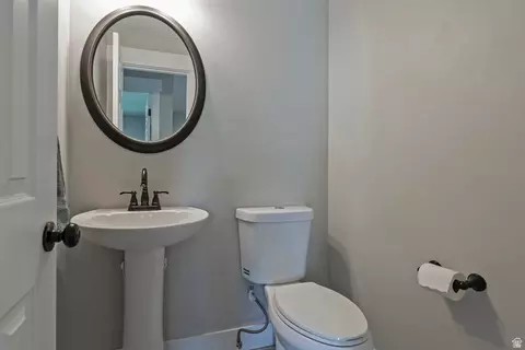 Bath - 8523 S Kelsch Dr E, Sandy, UT 84093 photo 5 of 5