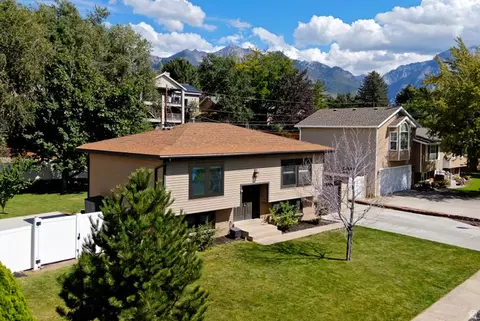 View/Area - 8523 S Kelsch Dr E, Sandy, UT 84093 photo 4 of 5