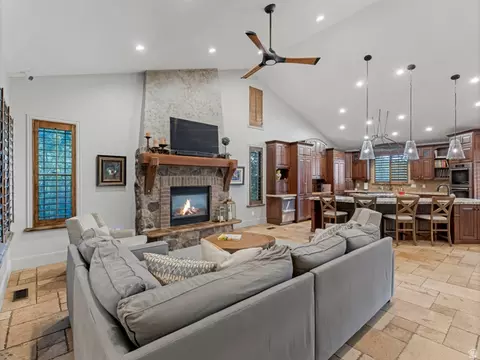 Living - 4460 S 2700 E, Holladay, UT 84124 photo 1 of 5