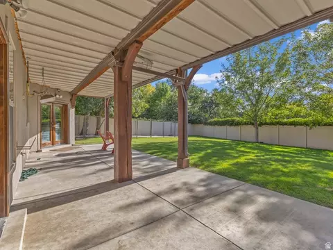 Exterior - 4460 S 2700 E, Holladay, UT 84124 photo 6 of 8