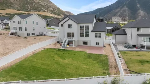 Exterior - 36 W Limber Pine Dr, Mapleton, UT 84664 photo 10 of 12
