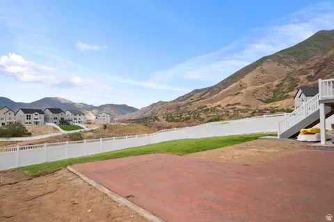 Exterior - 36 W Limber Pine Dr, Mapleton, UT 84664 photo 6 of 12