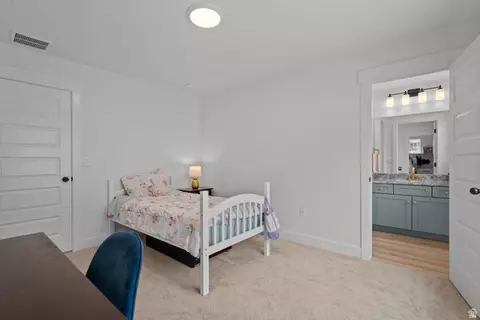 Bedroom - 36 W Limber Pine Dr, Mapleton, UT 84664 photo 4 of 5