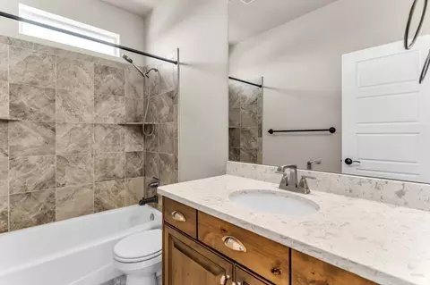 Bath - 2063 E 1200 N, Layton, UT 84040 photo 3 of 5