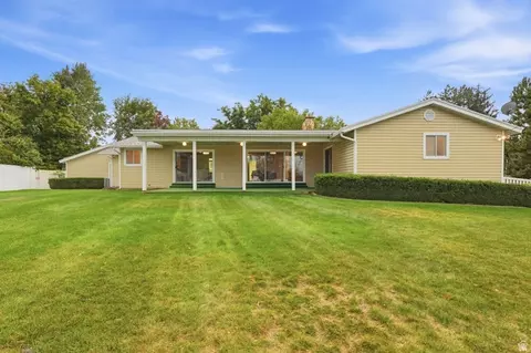 Exterior - 485 Parkview Cir, Smithfield, UT 84335 photo 7 of 13